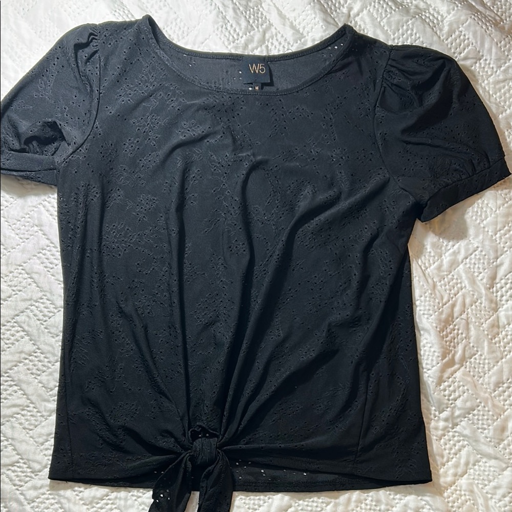 W5 Black Fitted Tie Front Tee